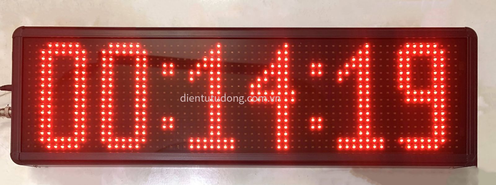 đồng hồ xem giờ điện tử